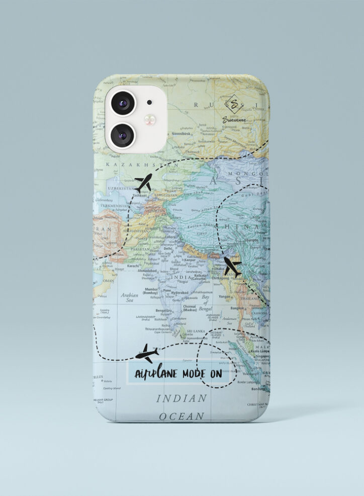 Flying in an airplane AIrplane Mode On Phone case Front