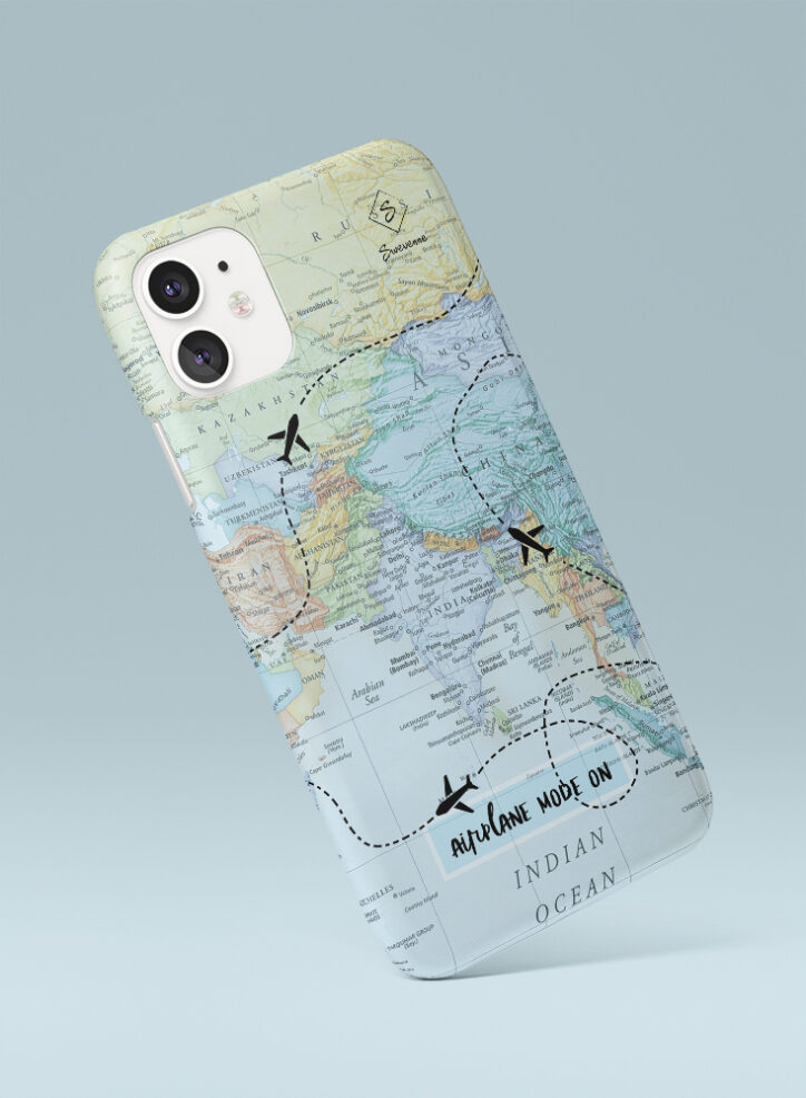 Flying in an airplane AIrplane Mode On Phone case Side