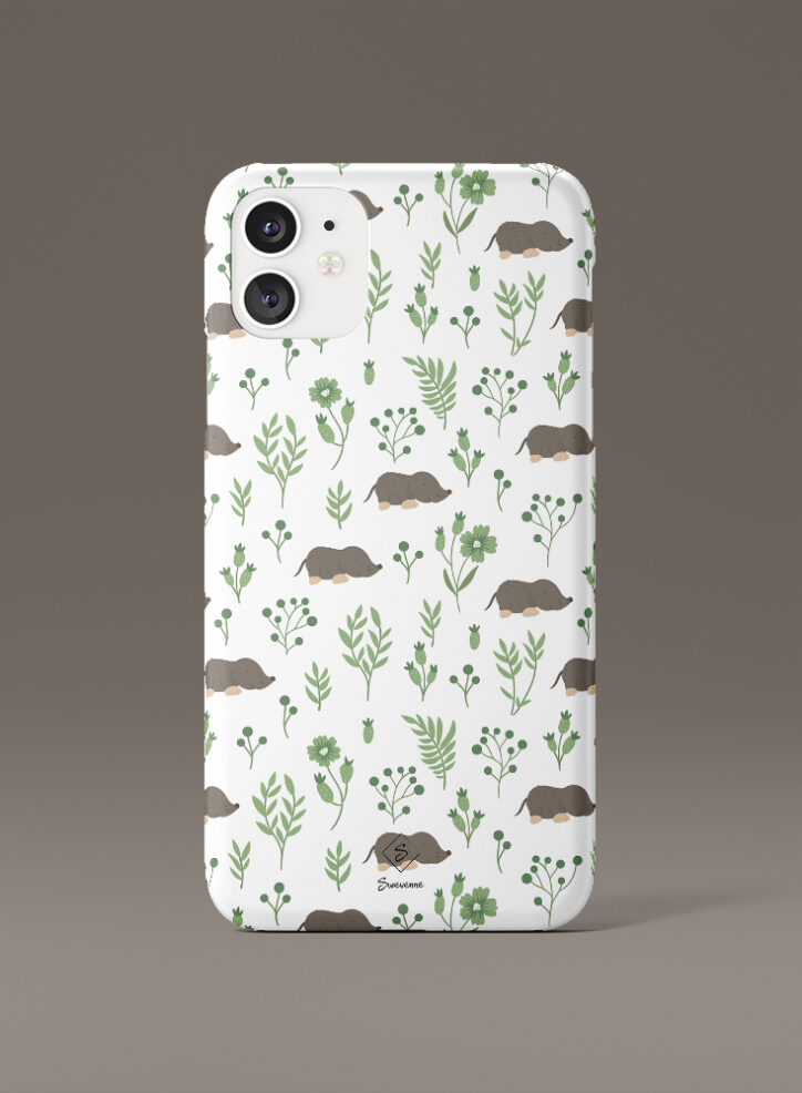 Mouse in the Jungle Pattern phone case front